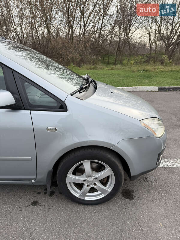 Минивэн Ford Focus C-Max 2005 в Новой Водолаге фото 17 Минивэн Ford Focus C-Max 2005 в Новой Водолаге