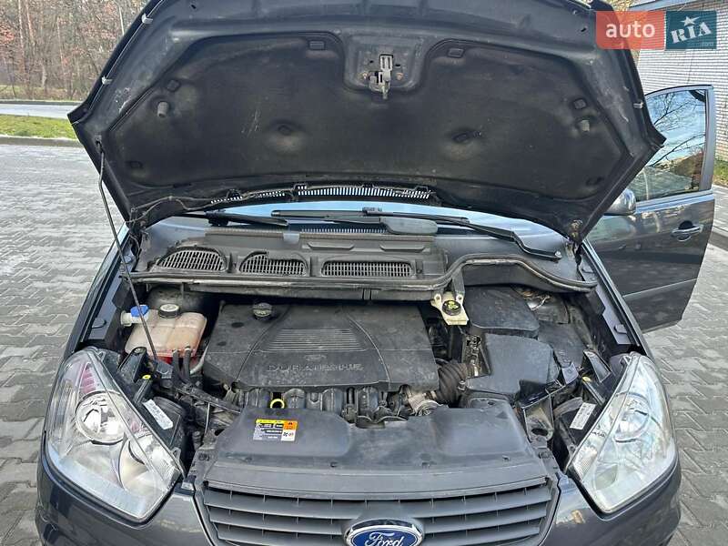 Минивэн Ford Focus C-Max 2008 в Новояворовске