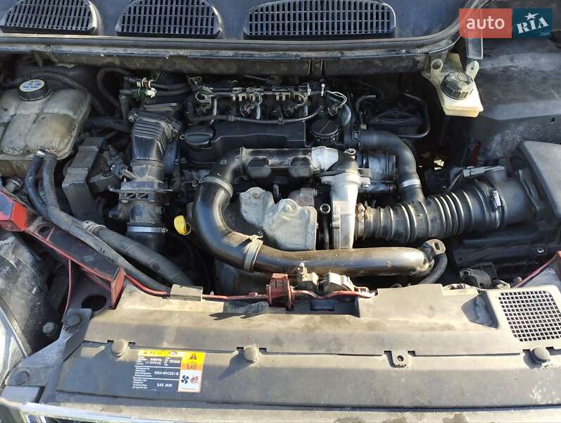 Мінівен Ford Focus C-Max 2004 в Деражні