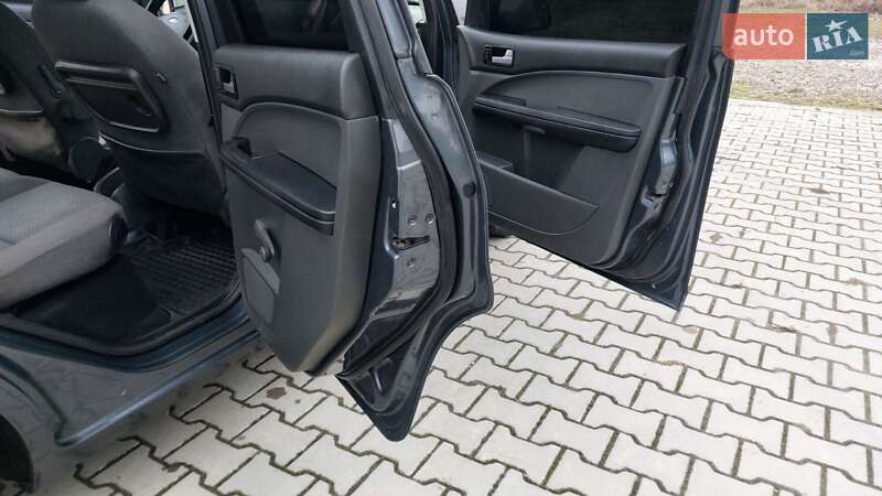 Мінівен Ford Focus C-Max 2004 в Кам'янець-Подільському фото 22 Мінівен Ford Focus C-Max 2004 в Кам'янець-Подільському