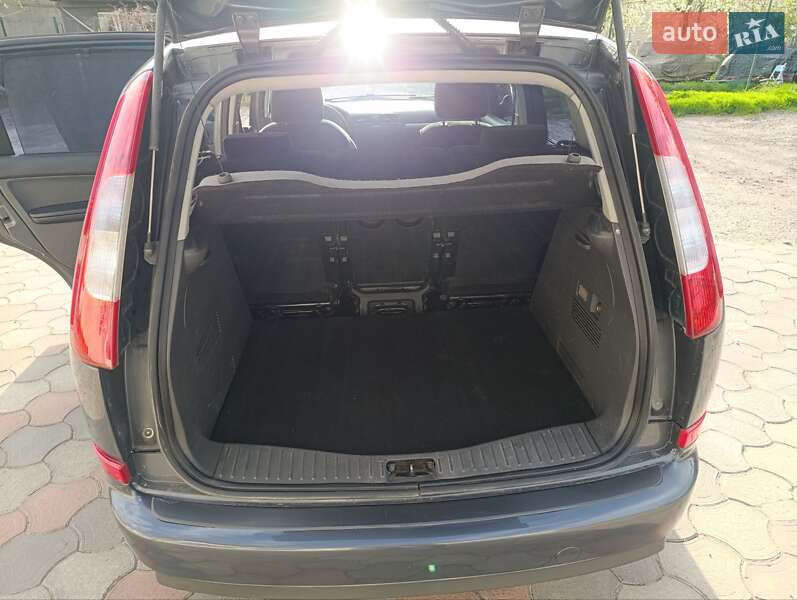 Минивэн Ford Focus C-Max 2006 в Черновцах