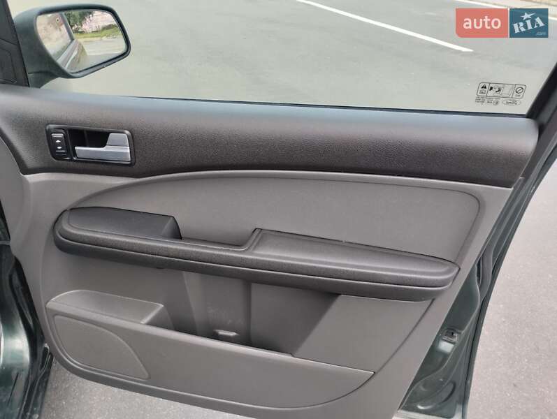 Минивэн Ford Focus C-Max 2004 в Чернигове