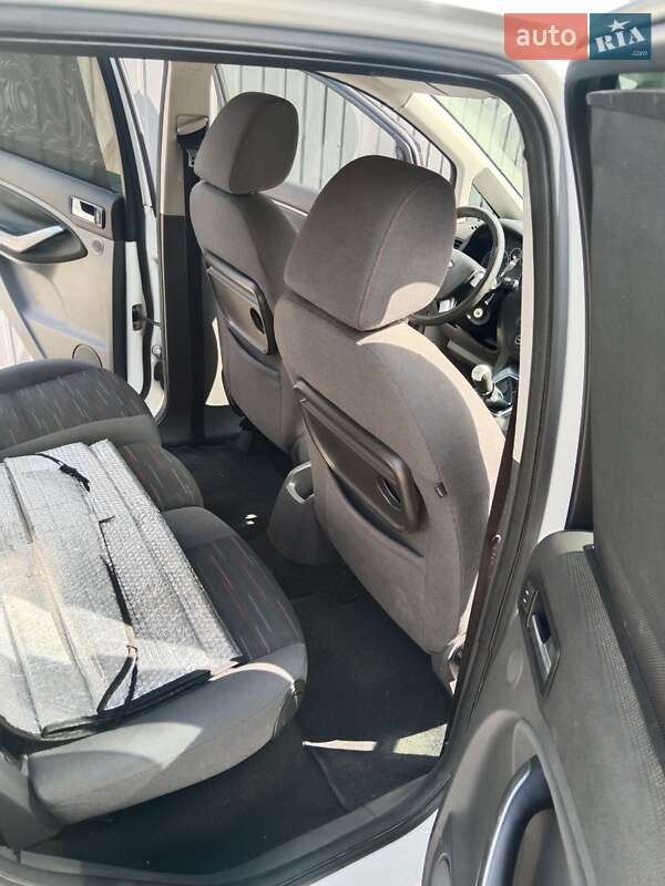 Минивэн Ford Focus C-Max 2007 в Первомайске