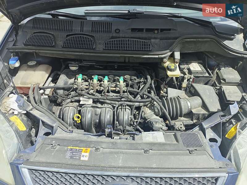 Минивэн Ford Focus C-Max 2006 в Голованевске