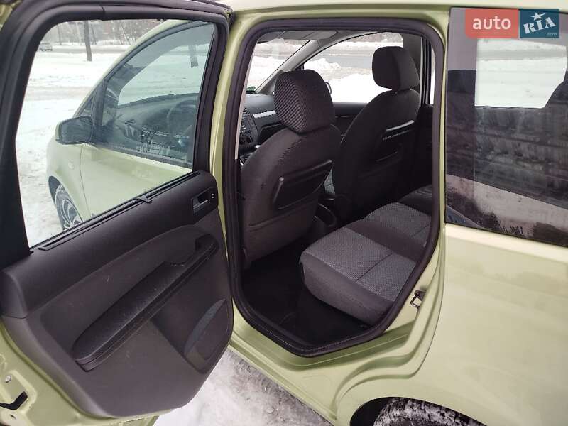 Минивэн Ford Focus C-Max 2006 в Хмельницком