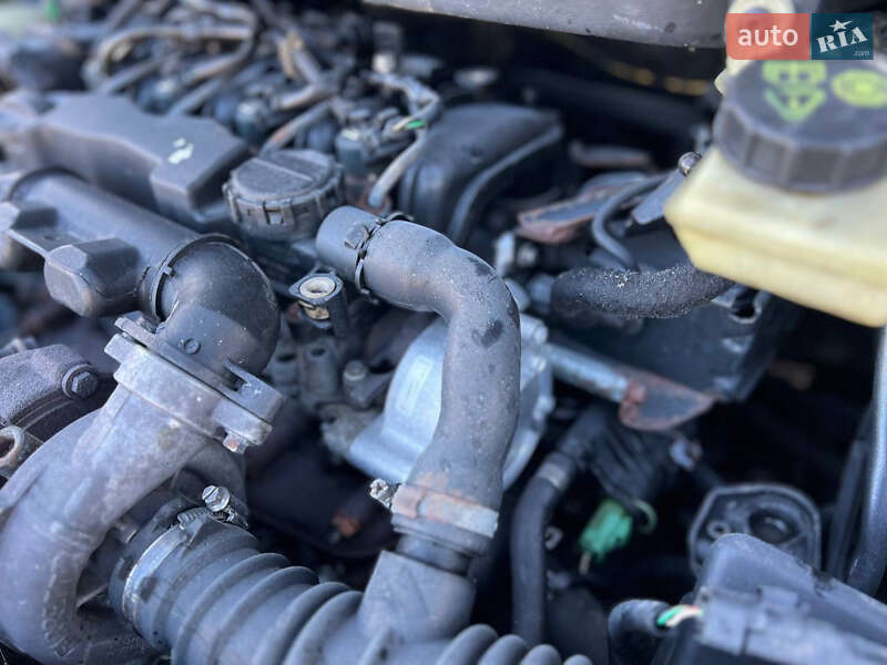 Минивэн Ford Focus C-Max 2006 в Жовкве