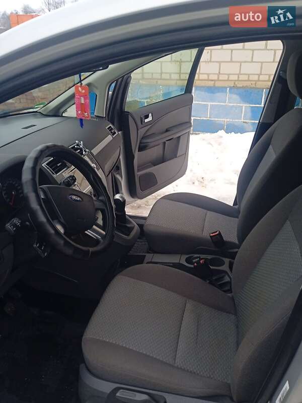 Минивэн Ford Focus C-Max 2007 в Сутисках