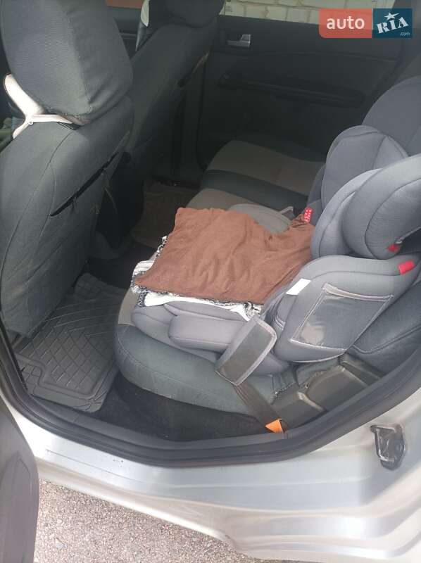 Мінівен Ford Focus C-Max 2006 в Черкасах