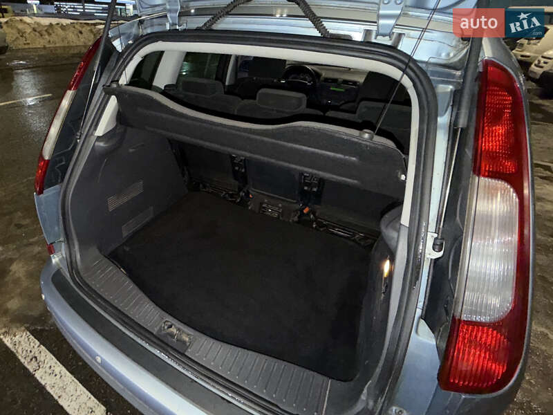 Універсал Ford Focus C-Max 2004 в Києві