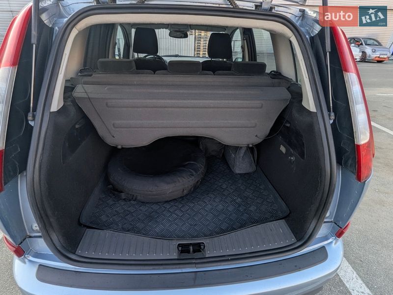 Минивэн Ford Focus C-Max 2006 в Киеве