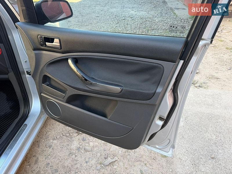 Минивэн Ford Focus C-Max 2008 в Стрые