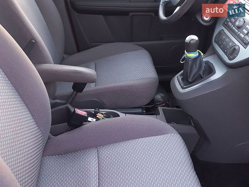 Мінівен Ford Focus C-Max 2006 в Вараші