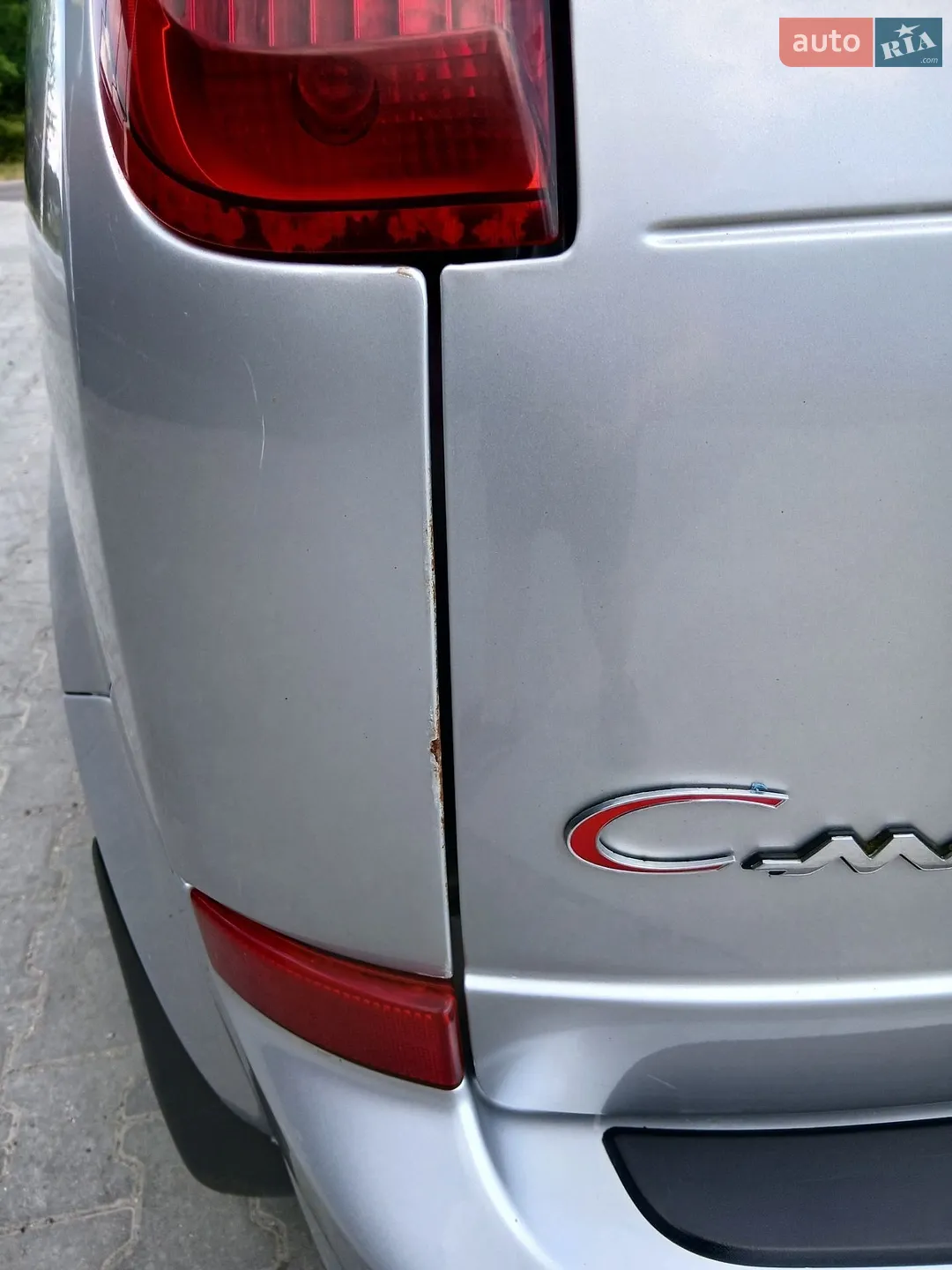 2010 Ford C-MAX - мініатюра 24