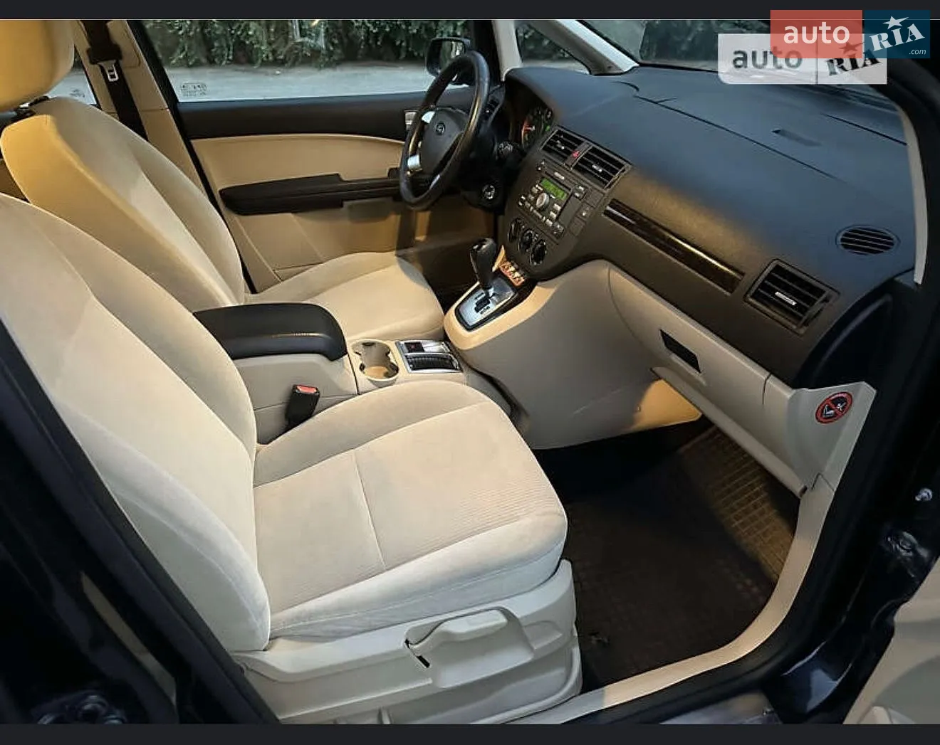 Ford Focus C-Max 2006 VIN WF0MXXGCDM6L87388 фото оголошення 11 з 28