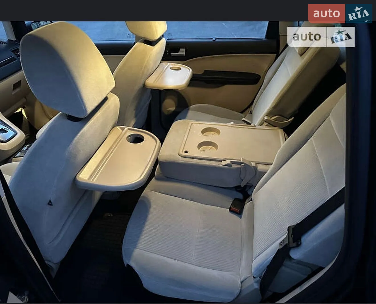 Ford Focus C-Max 2006 VIN WF0MXXGCDM6L87388 фото оголошення 18 з 28