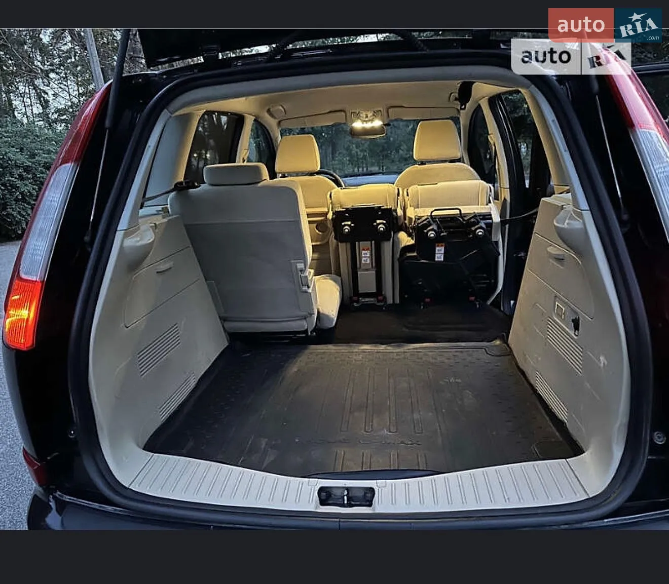 Ford Focus C-Max 2006 VIN WF0MXXGCDM6L87388 фото оголошення 23 з 28