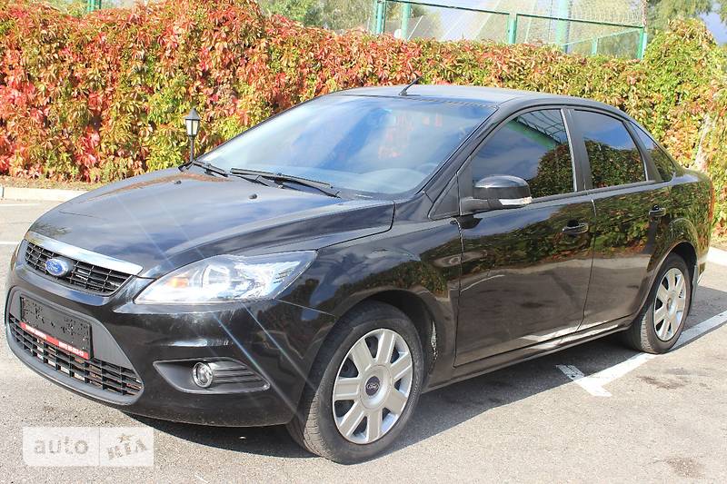 Седан Ford Focus 2010 в 