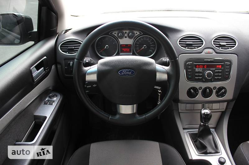 Седан Ford Focus 2010 в Днепре