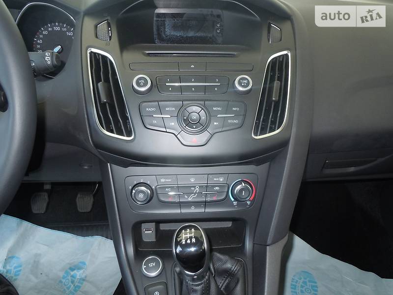 Хэтчбек Ford Focus 2015 в Чернигове фото 4 Хэтчбек Ford Focus 2015 в Чернигове