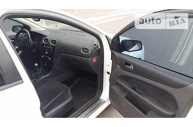 Хэтчбек Ford Focus 2007 в 