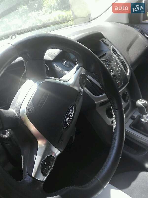 Універсал Ford Focus 2011 в Івано-Франківську