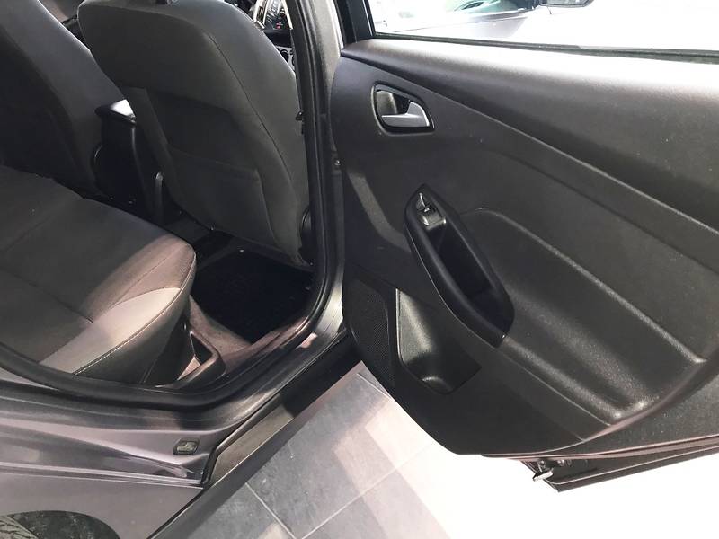 Хэтчбек Ford Focus 2013 в Полтаве