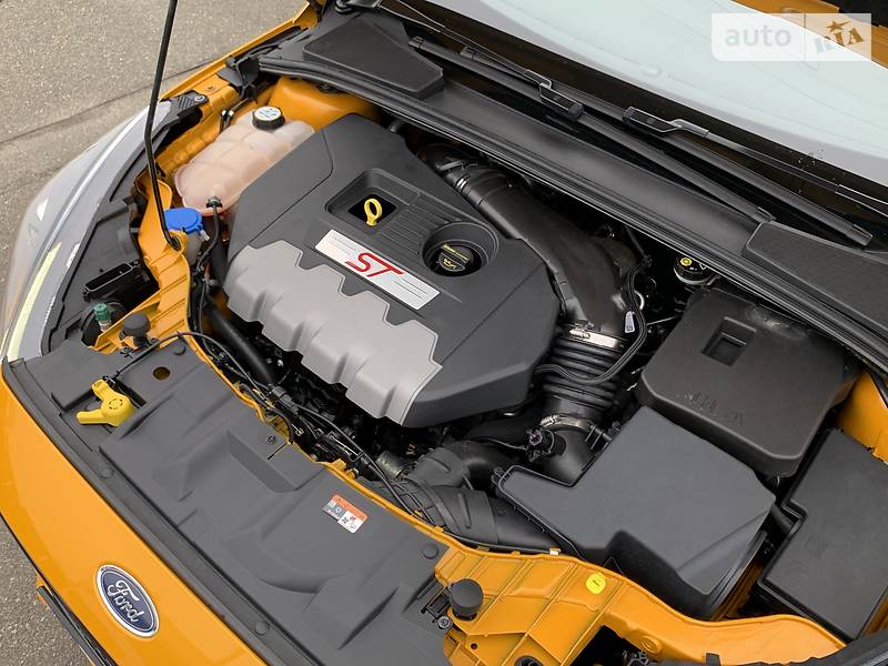 Хетчбек Ford Focus 2017 в Києві