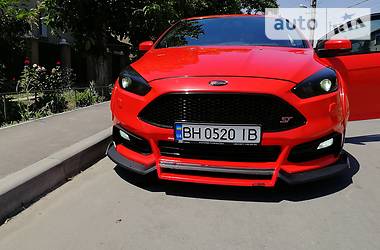 Седан Ford Focus 2012 в 