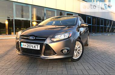 Хэтчбек Ford Focus 2014 в 