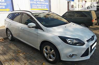 Універсал Ford Focus 2013 в  фото 5 Універсал Ford Focus 2013 в