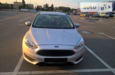 Хэтчбек Ford Focus 2016 в Каменец-Подольском