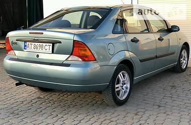 Седан Ford Focus 2001 в Коломиї