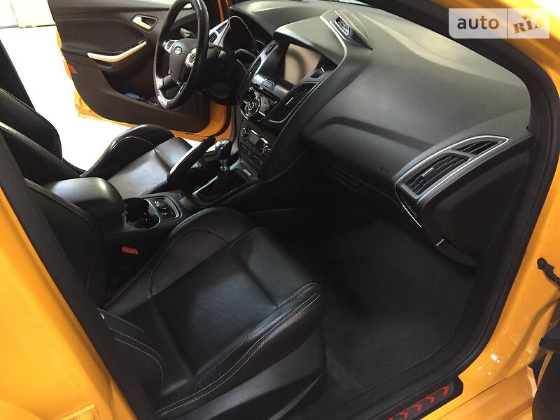 Хетчбек Ford Focus 2012 в Львові