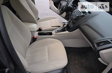 Хэтчбек Ford Focus 2015 в 