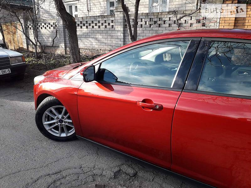 Хетчбек Ford Focus 2016 в Дніпрі