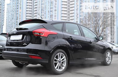 Хэтчбек Ford Focus 2016 в Киеве