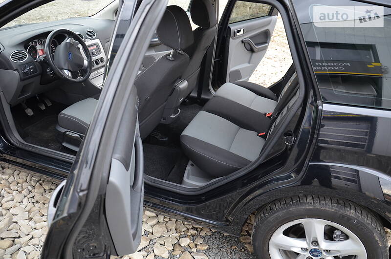 Універсал Ford Focus 2010 в Трускавці