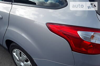 Універсал Ford Focus 2011 в 