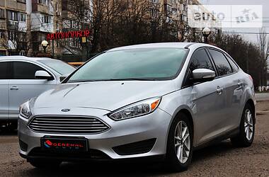 Седан Ford Focus 2015 в 
