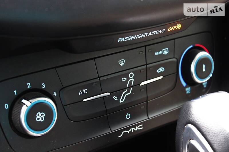 Седан Ford Focus 2015 в Одесі