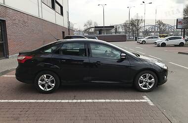 Седан Ford Focus 2013 в 
