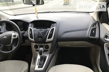 Седан Ford Focus 2013 в 