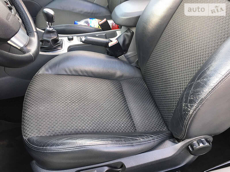 Кабріолет Ford Focus 2008 в Володимирі фото 15 Кабріолет Ford Focus 2008 в Володимирі