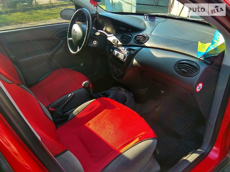Хетчбек Ford Focus 1998 в Дрогобичі