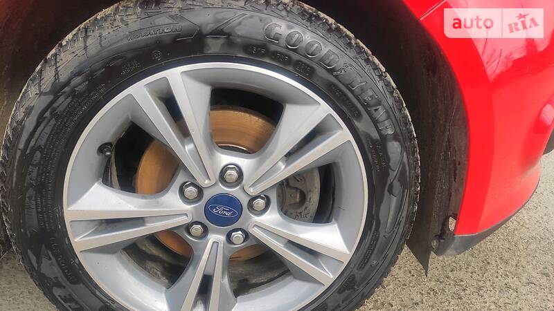 Хетчбек Ford Focus 2014 в Луцьку