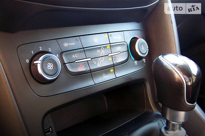 Універсал Ford Focus 2015 в Львові фото 18 Універсал Ford Focus 2015 в Львові