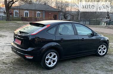 Хэтчбек Ford Focus 2011 в Житомире