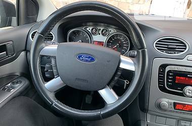 Хэтчбек Ford Focus 2011 в Житомире