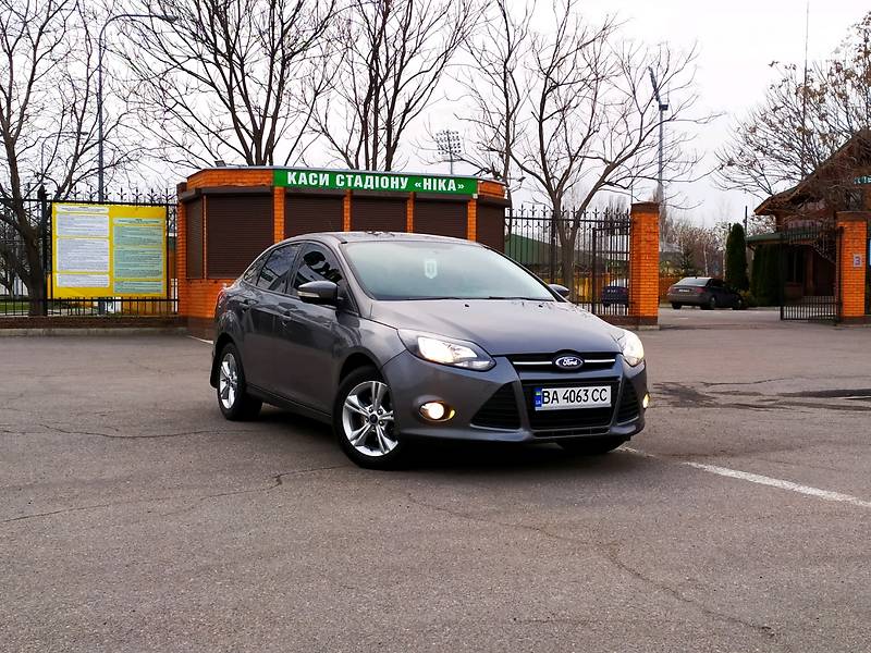 Седан Ford Focus 2013 в 