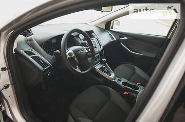 Універсал Ford Focus 2011 в 